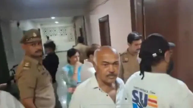 पारिवारिक विवाद: मामूली बहस के बाद 17 साल के बेटे ने की मां की हत्या