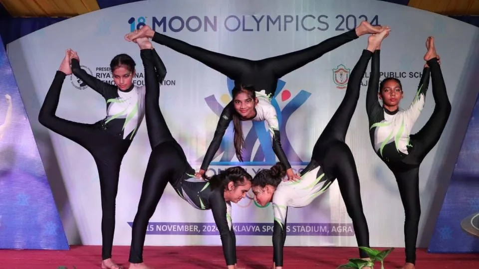 शानदार शुरुआत: मून स्कूल ओलंपिक्स में जिमनास्टिक का भव्य आयोजन