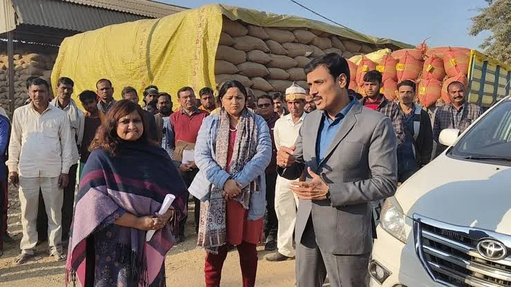 मंडी निरीक्षण: विधानसभा अध्यक्ष ने करनाल में लिया मंडी का जायजा