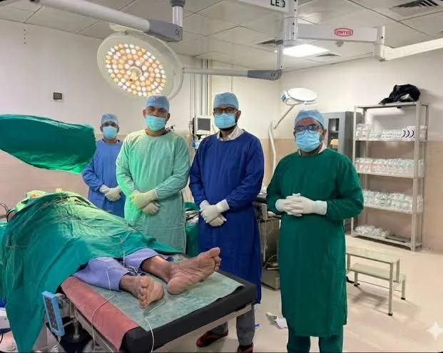 चिकित्सीय सफलता: बिजनौर में डॉक्टरों ने गर्भाशय से निकाला 150 ग्राम वजनी स्टोन बेबी
