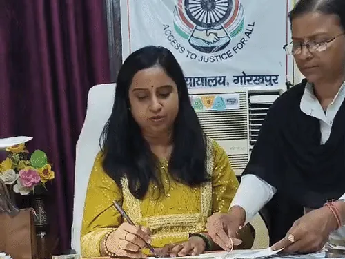 गोरखपुर प्रशासन की तैयारी: मेगा शिविर से पहले तहसीलों में लगेंगे लघु शिविर