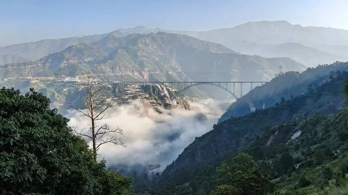पर्यटन विकास: जम्मू-कश्मीर में नया टूरिस्ट डेस्टिनेशन बनेगा चिनाब रेल ब्रिज