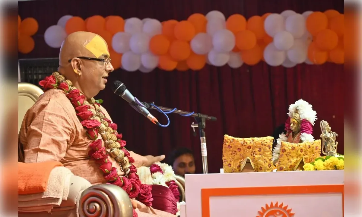 ईश्वरीय कृपा का सार: विष्णु दास ने बताया धन नहीं सत्संग है असली पूंजी