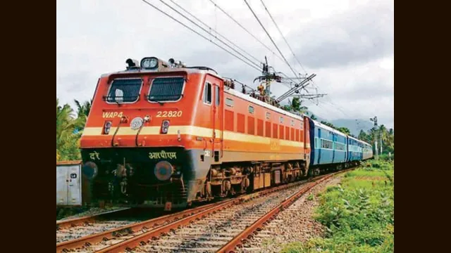 रेलवे घोषणा: शकूरबस्ती-नारायणपुर बाजार स्पेशल ट्रेन करछना में भी रुकेगी