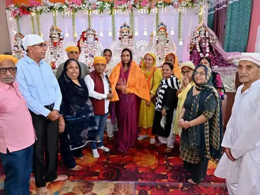 लखनऊ समाचार: डिप्टी सीएम की पत्नी ने संत बाबा हरदास राम और गेलाराम साहिब के श्राद्ध में की शिरकत