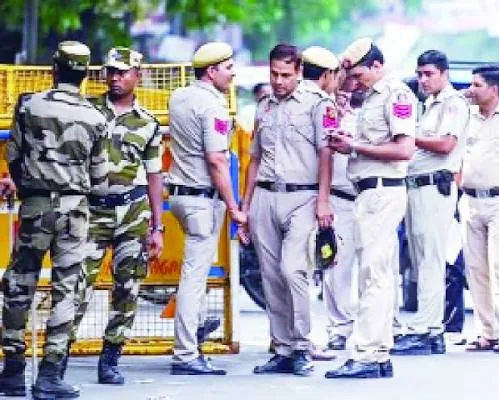 त्योहारी सुरक्षा व्यवस्था: कानून व्यवस्था बनाए रखने पर प्रशासन का जोर