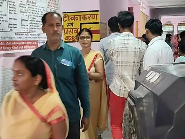बाराबंकी स्वास्थ्य अपडेट: 599 मरीज बुखार और सर्दी-जुकाम की चपेट में