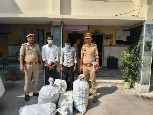 बड़ी कार्रवाई: अवैध पटाखों का भारी जखीरा जब्त, एक आरोपी गिरफ्तार