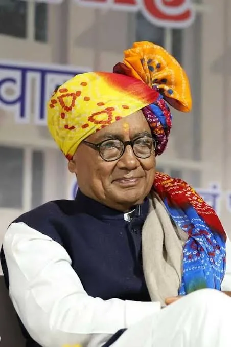 राजनीतिक हलचल: मध्य प्रदेश में दिग्विजय सिंह की 930 किलोमीटर लंबी पदयात्रा का ऐलान