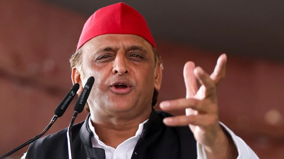 राजनीतिक चर्चा तेज: अयोध्या के महंत ने अखिलेश यादव के नारे को बताया भगवान राम का आदर्श