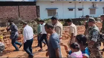 हजारीबाग विवाद: बेटे की शादी के लिए योगेंद्र साव ने ध्वस्त कराया सरकारी भवन