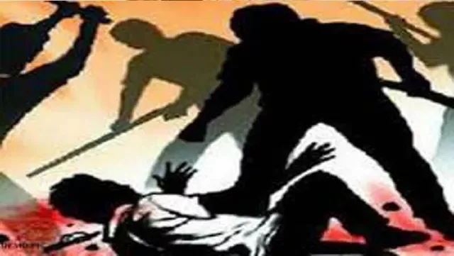 बार में मारपीट: पार्टी के दौरान युवकों पर हमला, एक घायल का सिर फूटा और पुलिस जांच शुरू